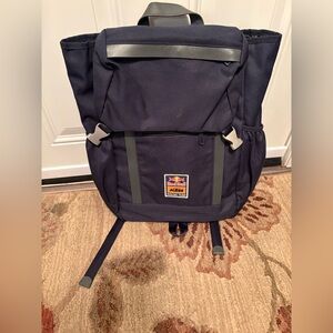 Discontinued OGIOxRed bull signature series